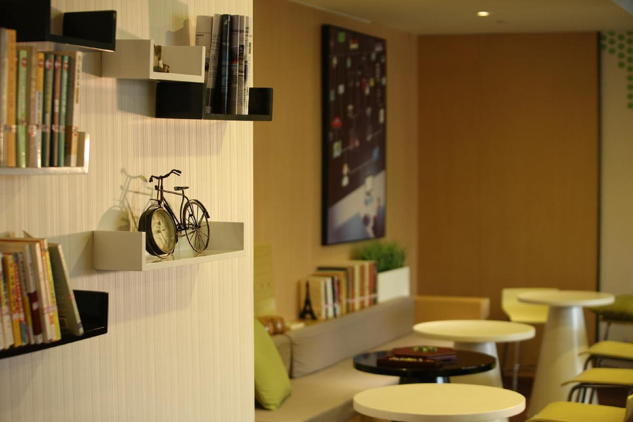 Iu Hotel Zhanjiang Haibin Avenue Xinhaimingchen Ngoại thất bức ảnh
